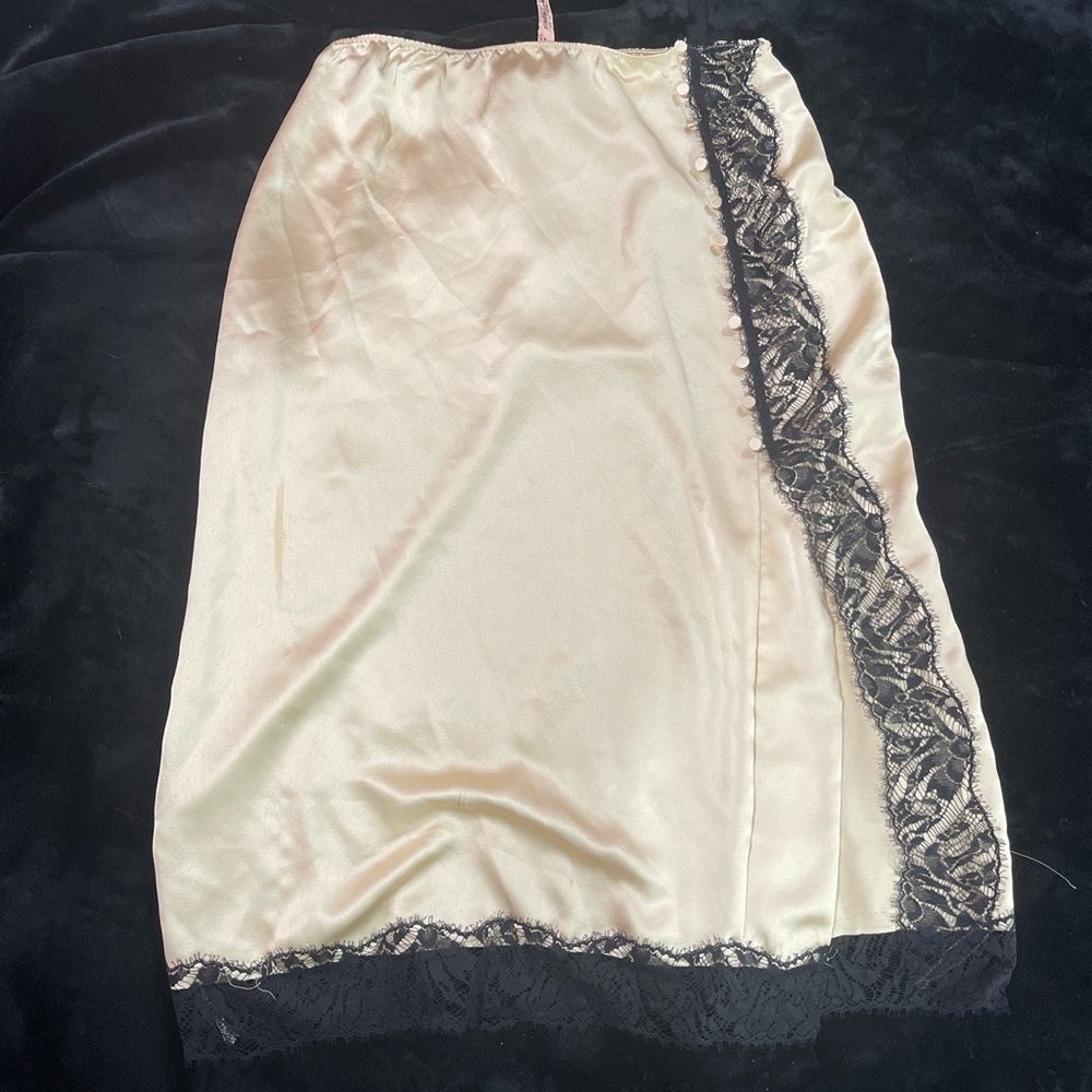 Sexy Victoria Secret Satin Skirt. Perfect for that vintage look.